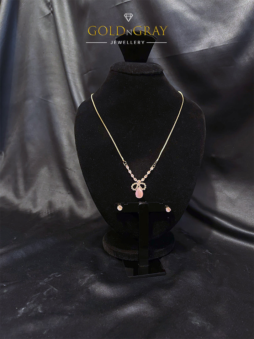 Luxurious Pendant Set with Elegant Bow Detail