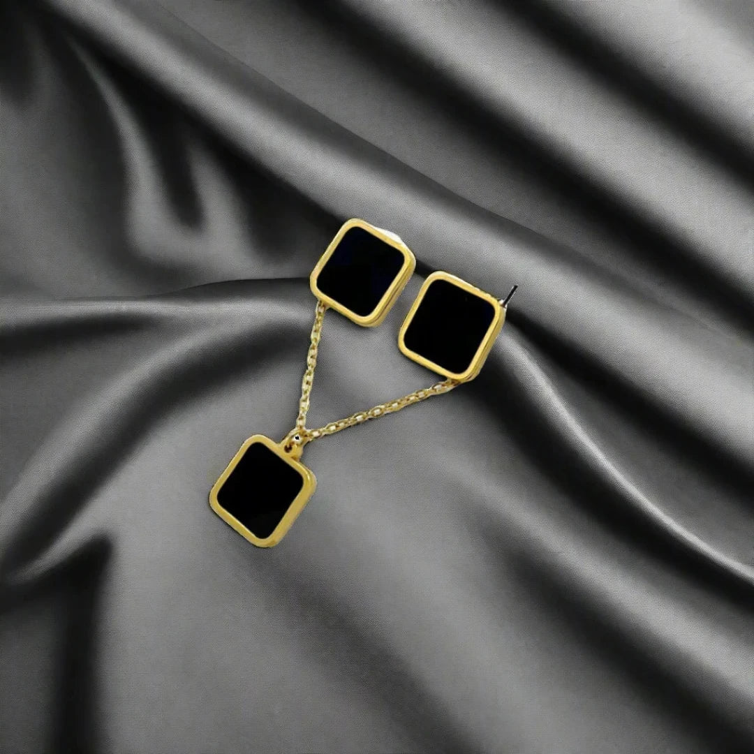 Black Onyx Square Pendant Set in Gold